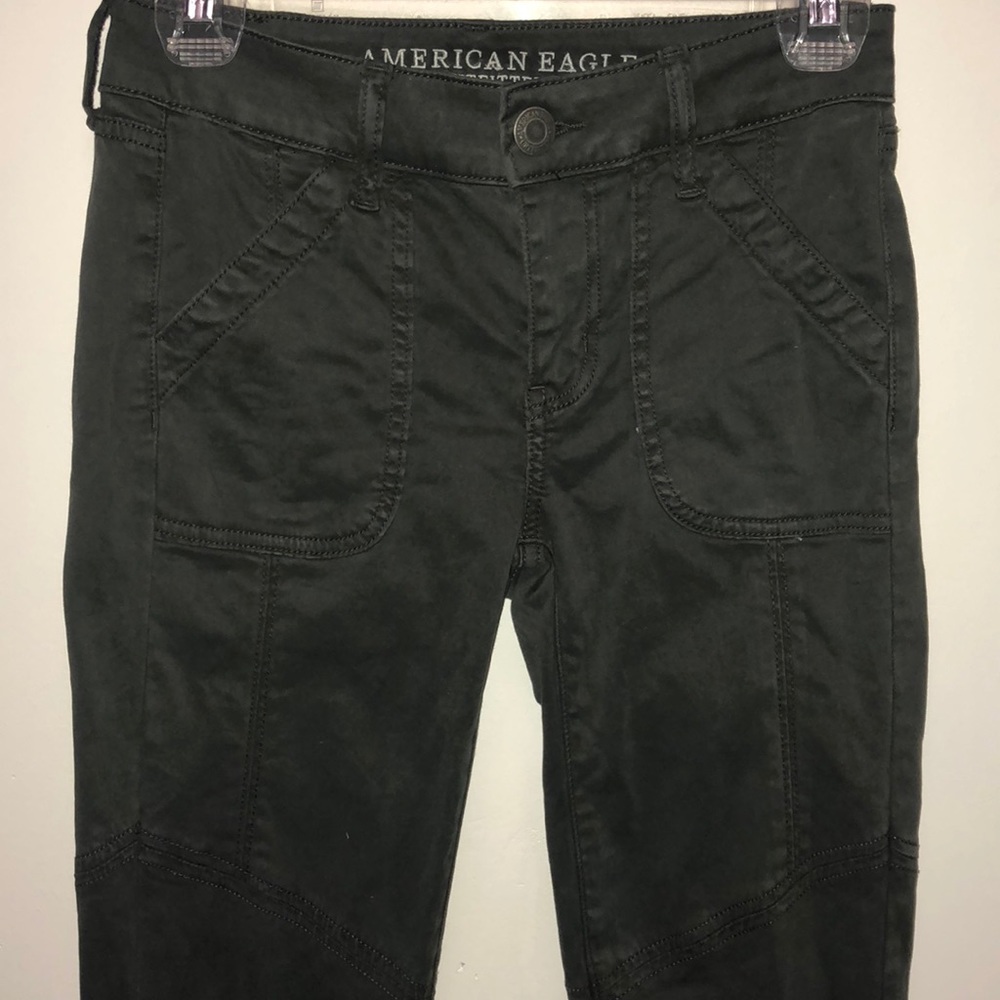 American Eagle, hunter green, khaki pants